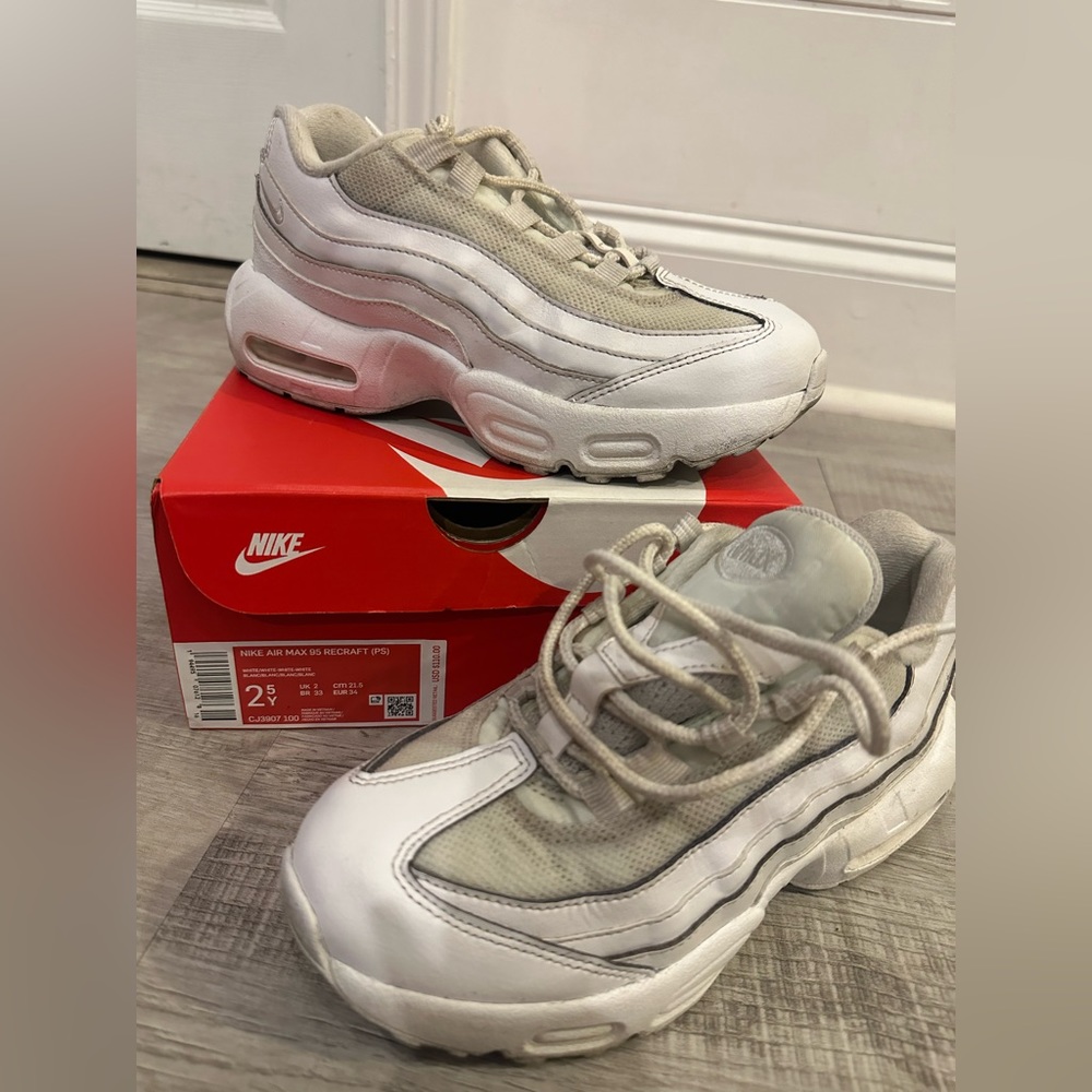 Nike Air Max 95 Kids size 2.5 White